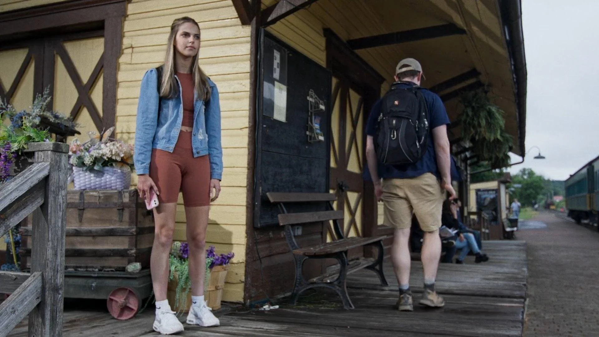 12 to Midnight Tập Full