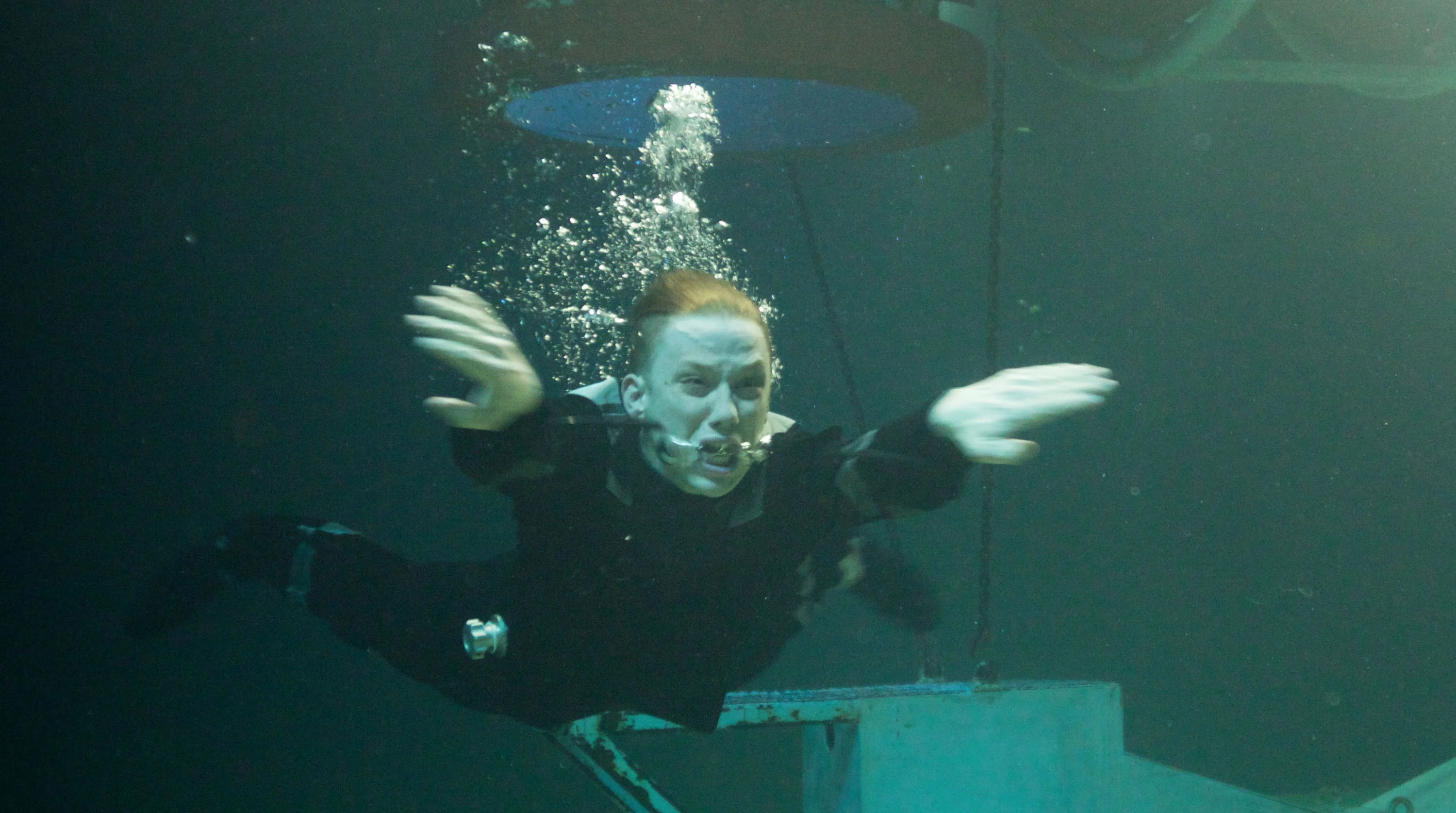 Áp Suất Biển Sâu Tập Full