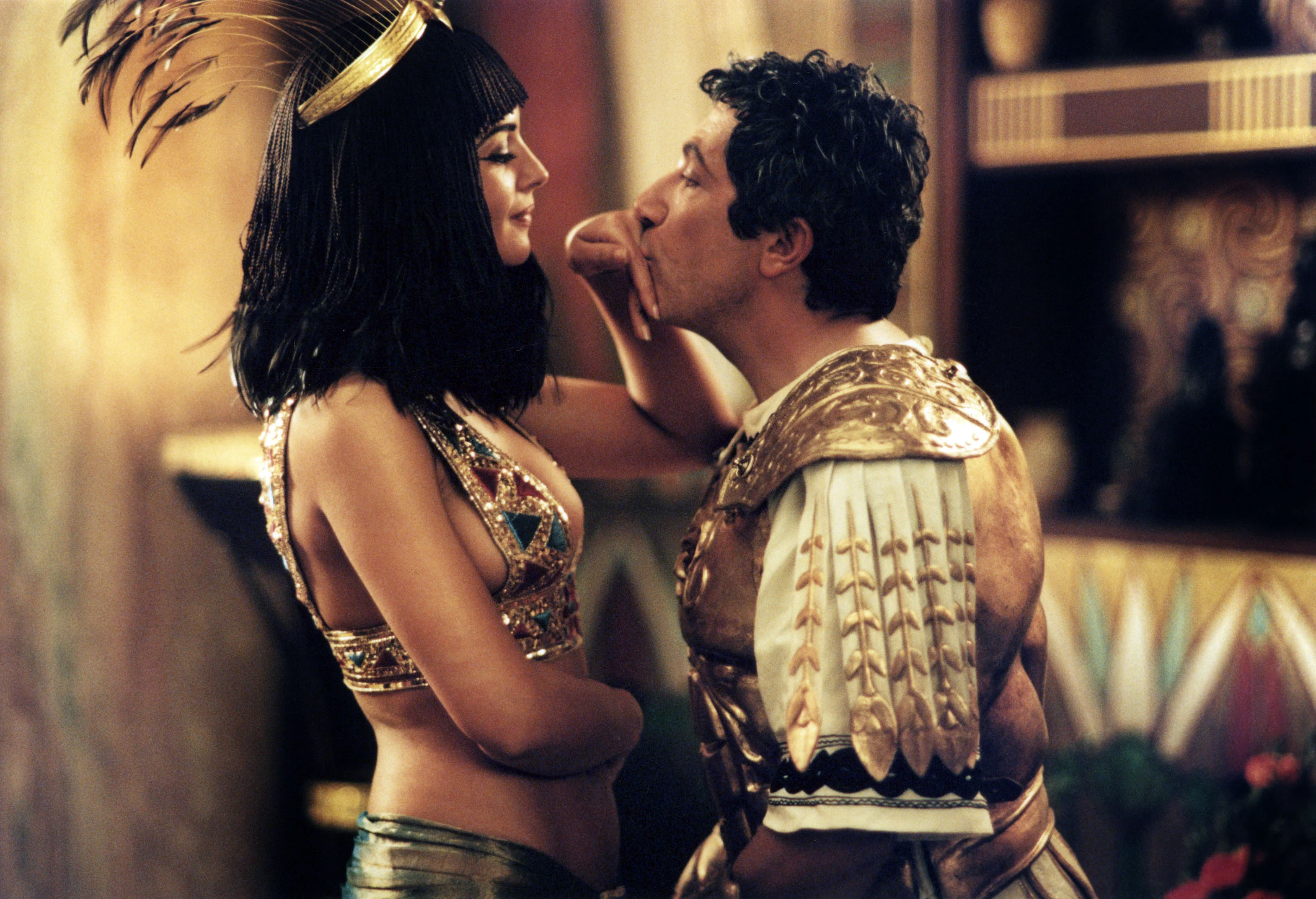 Asterix và Obelix Nhiệm Vụ Của Cleopatra Tập Full