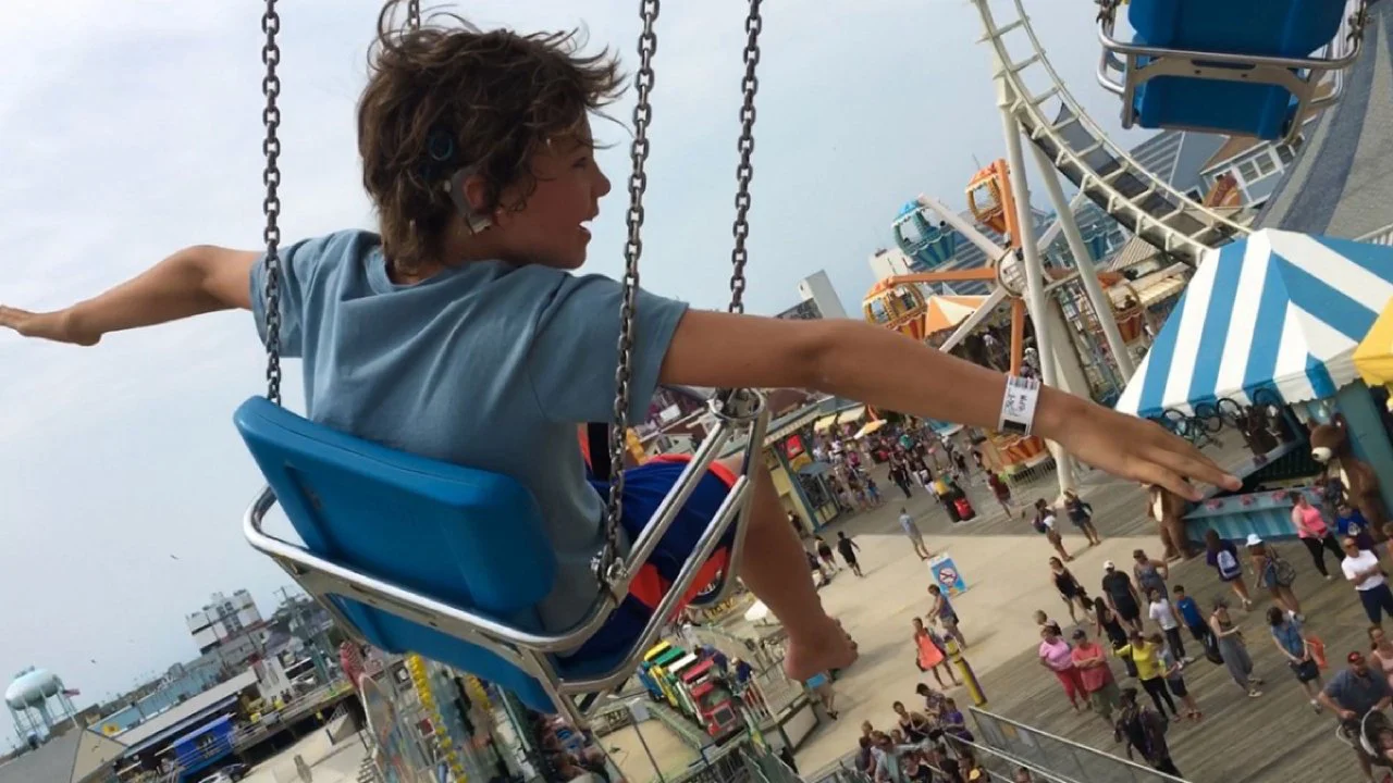 Bản Sonata Ánh Trăng: Ba Chương Về Chứng Điếc Tập Full