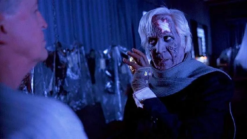 Bọ Hung Khát Máu Tập Full