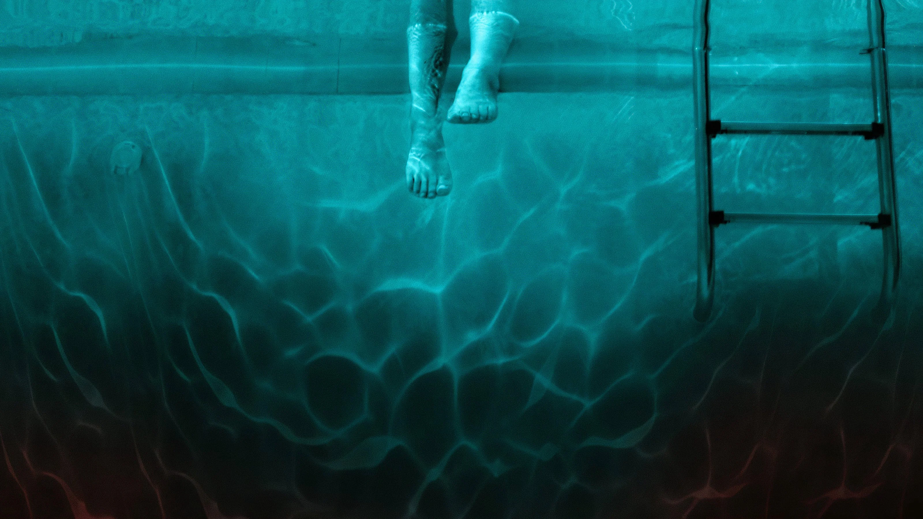 Bơi Đêm Tập Full