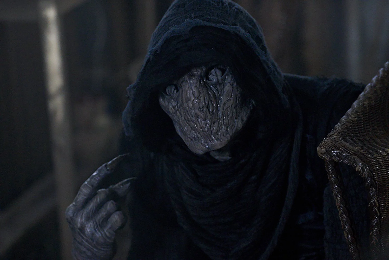 Bóng Ma Nửa Đêm Tập Full