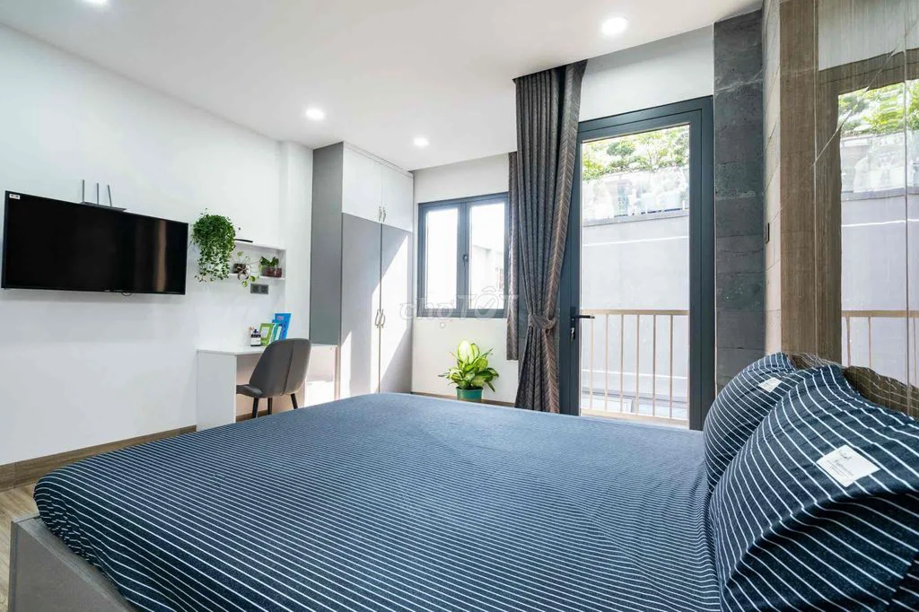 Căn hộ điên Tập Full