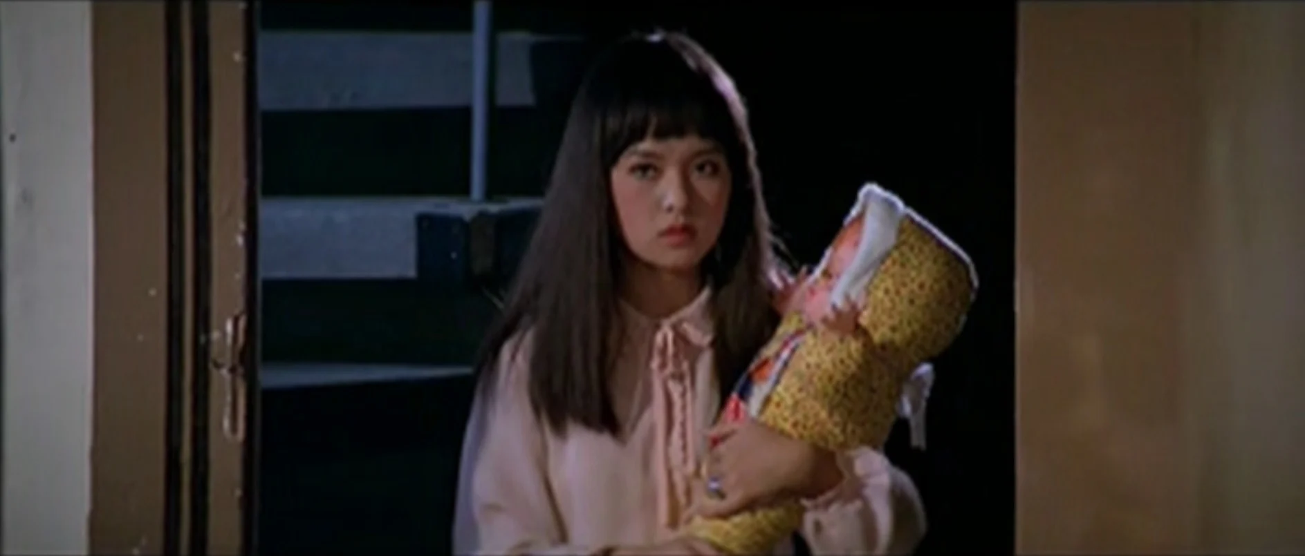 Câu Chuyện Ma Ám Tập Full