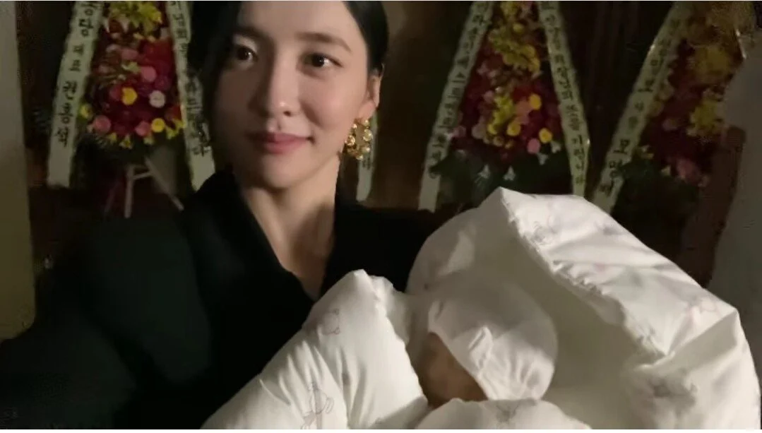 Cho Tôi Mượn Bạn Trai Của Bạn Tập Full