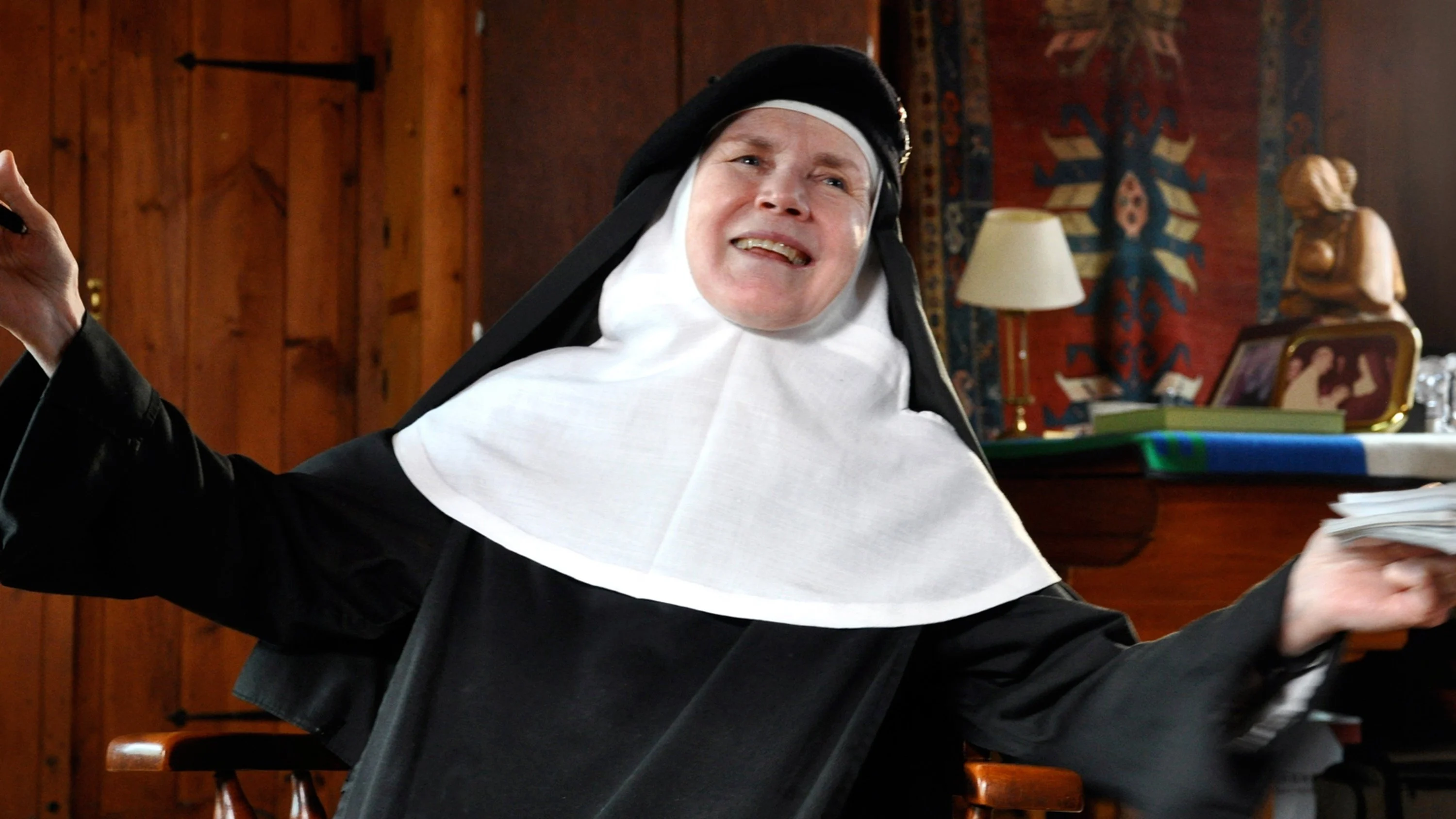 Chúa Là Elvis Lớn Lao Hơn Tập Full