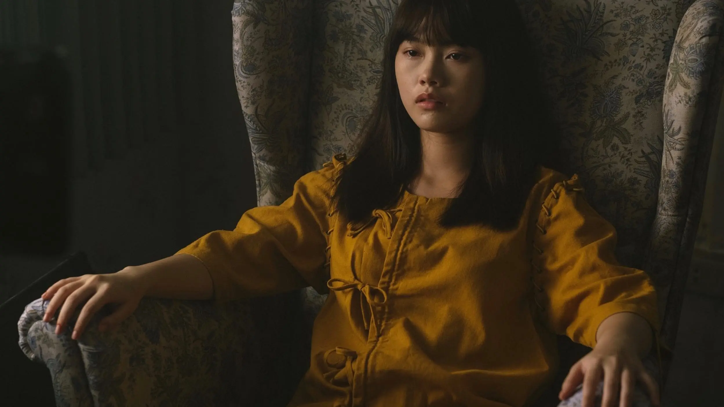 Cô Gái Nhiều Bí Mật Tập Full