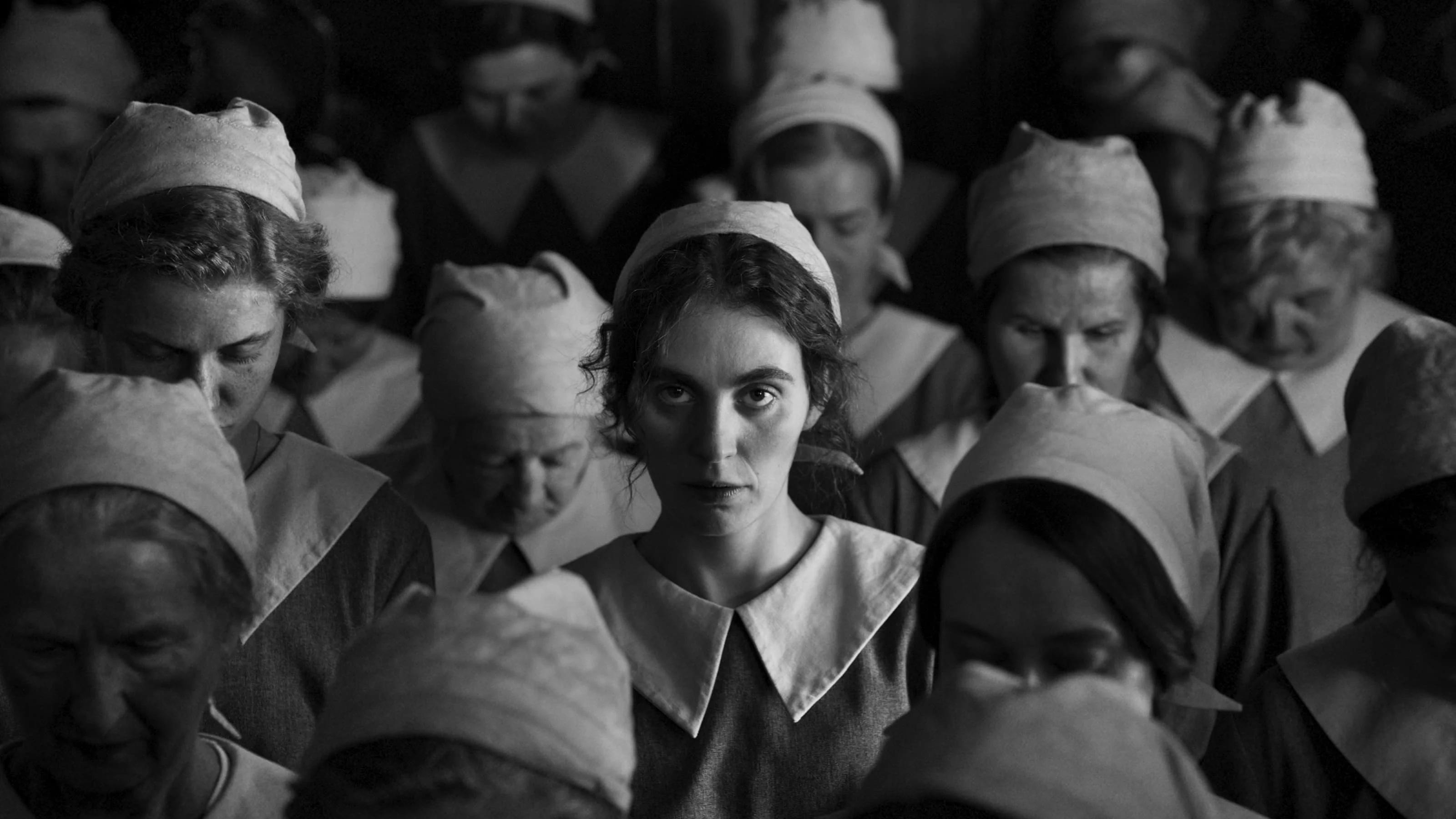 Cô Gái và Cây Kim Tập 