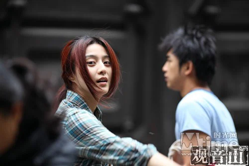 Cô gái về đêm Tập Full