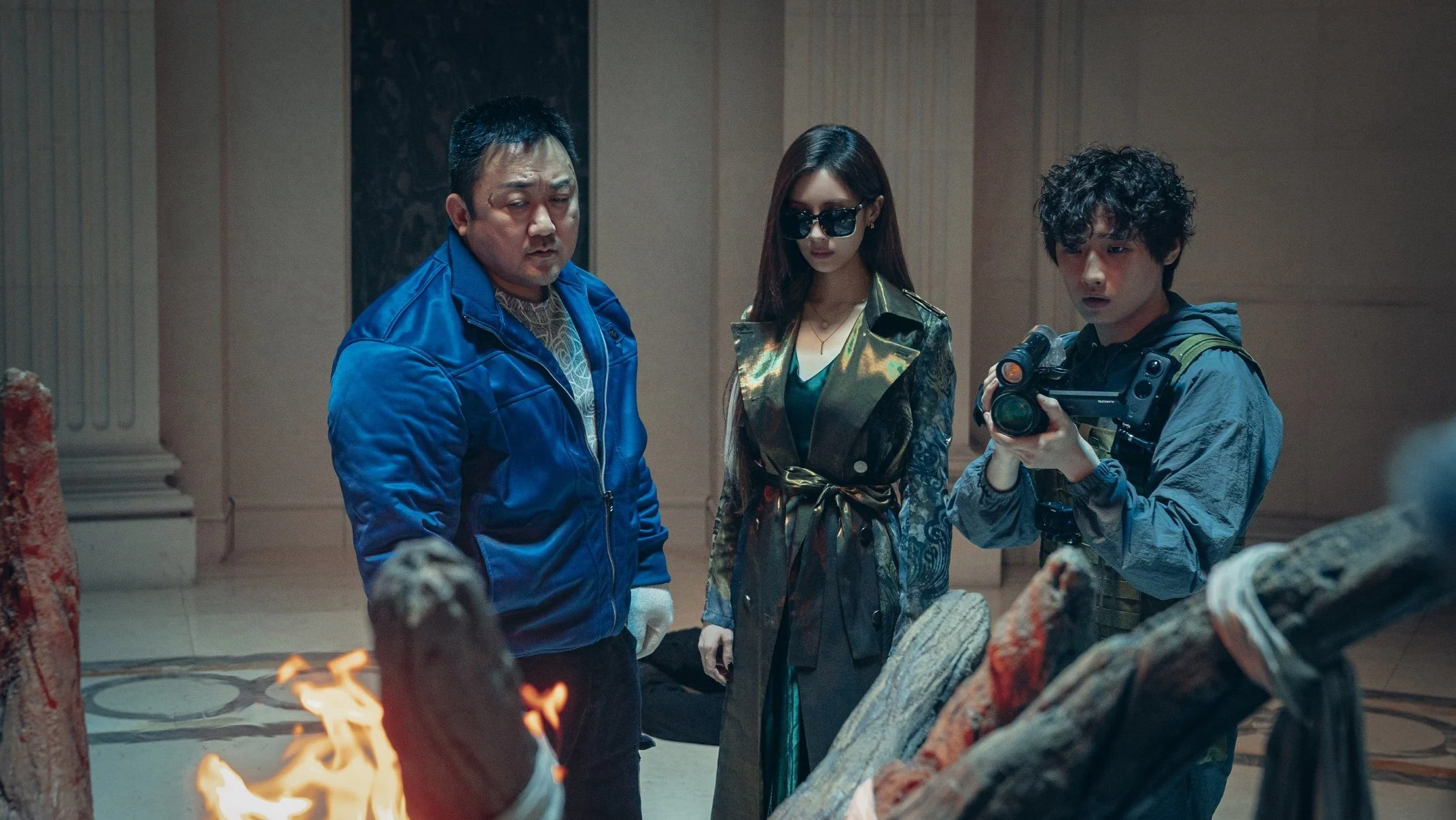 Đêm Thánh: Đội Săn Quỷ Tập Full