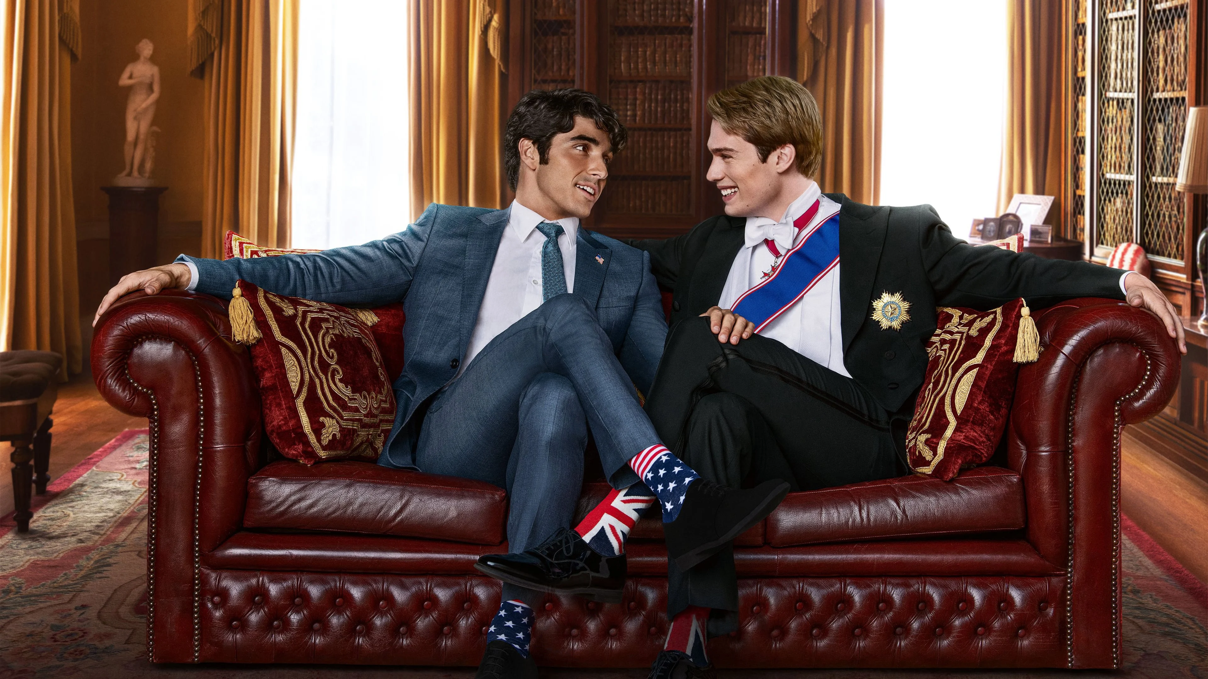 Đỏ, Trắng & Xanh Hoàng Gia Tập Full