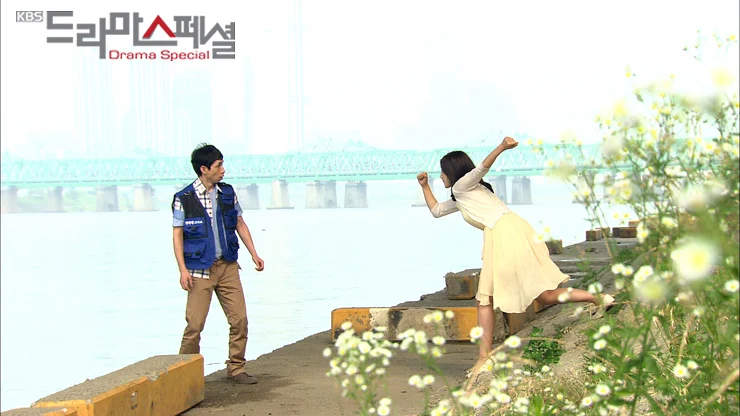 Don’t Worry, I’m a Ghost Tập Full