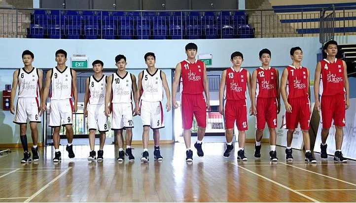 Gặp Người Khổng Lồ Tập Full