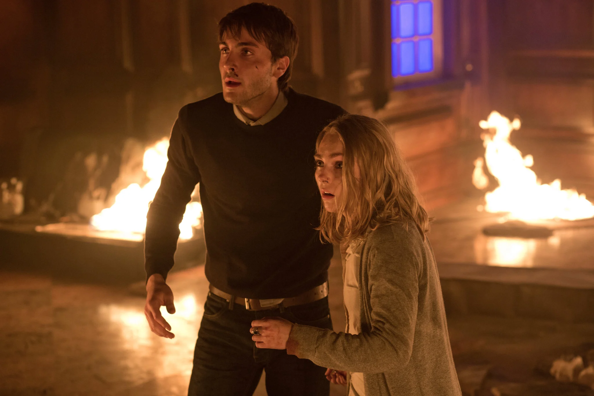 Hành Lang Bí Ẩn Tập Full