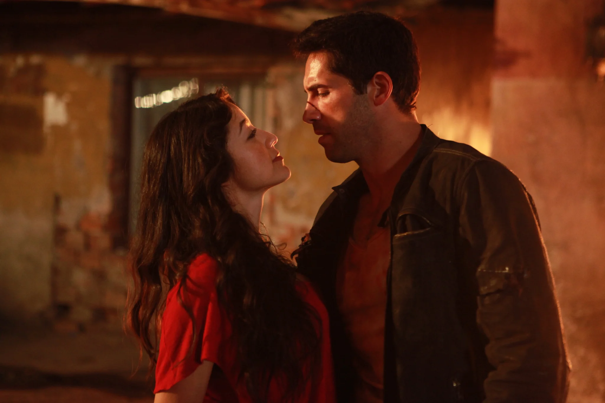 Kẻ Ngoại Lai Tập Full