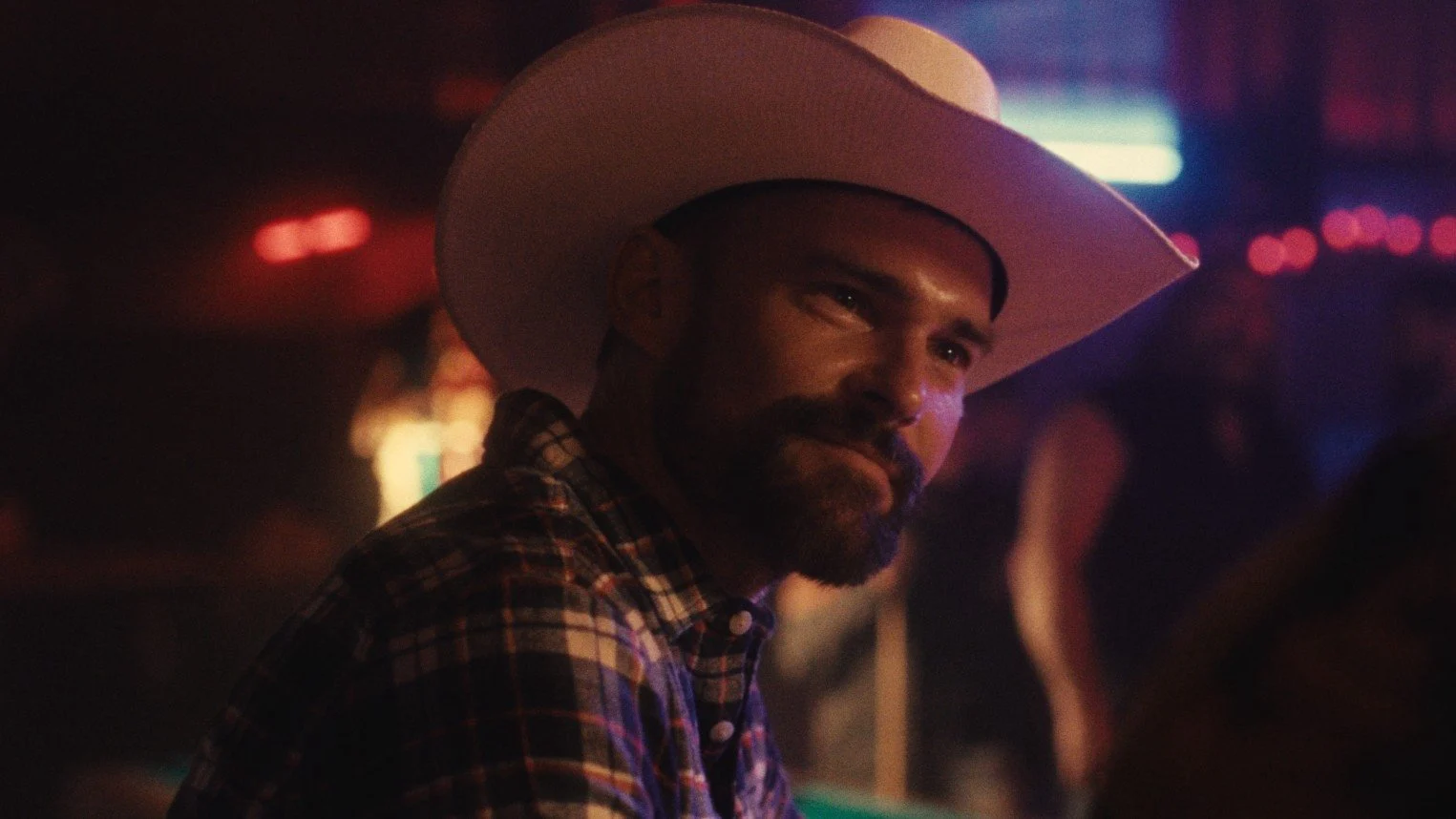 Kẻ Xấu Tập Full