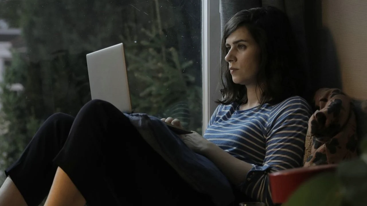 Khoảng Cách Giữa Những Dòng Chữ Tập Full