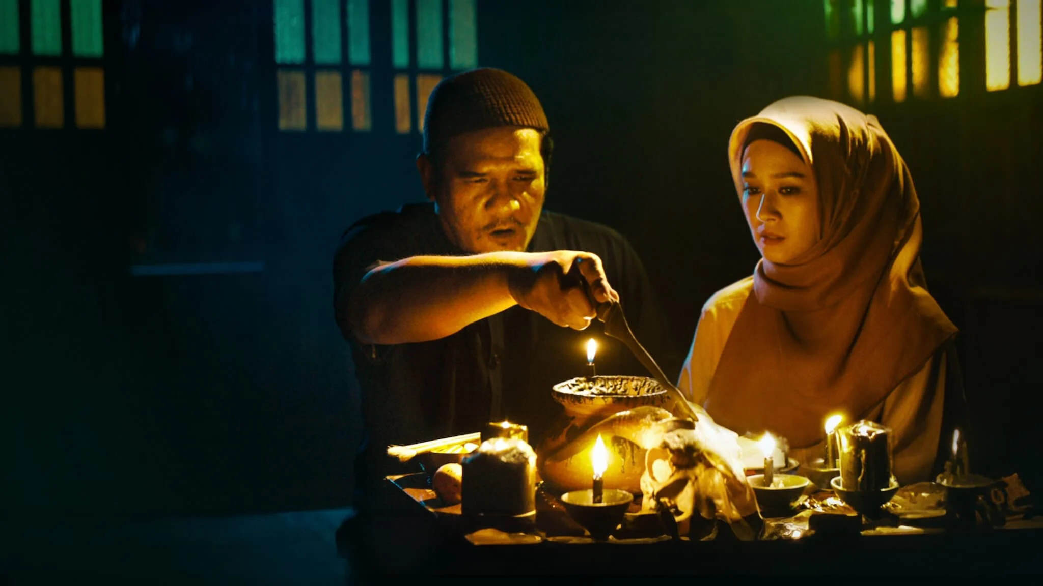 Khong-Khaek: Mặc Cảm Đam Mê Tập Full