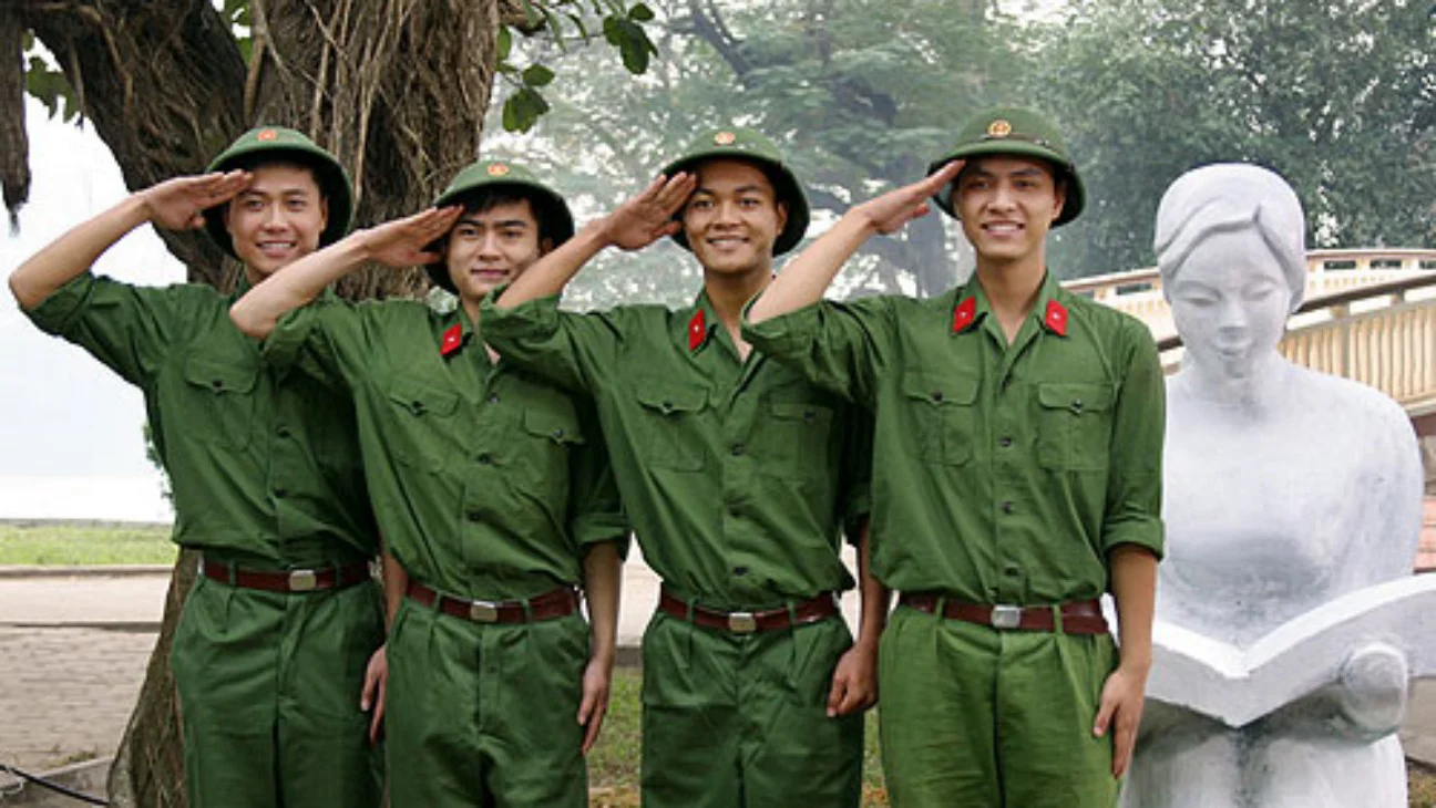 Mùi cỏ cháy Tập Full