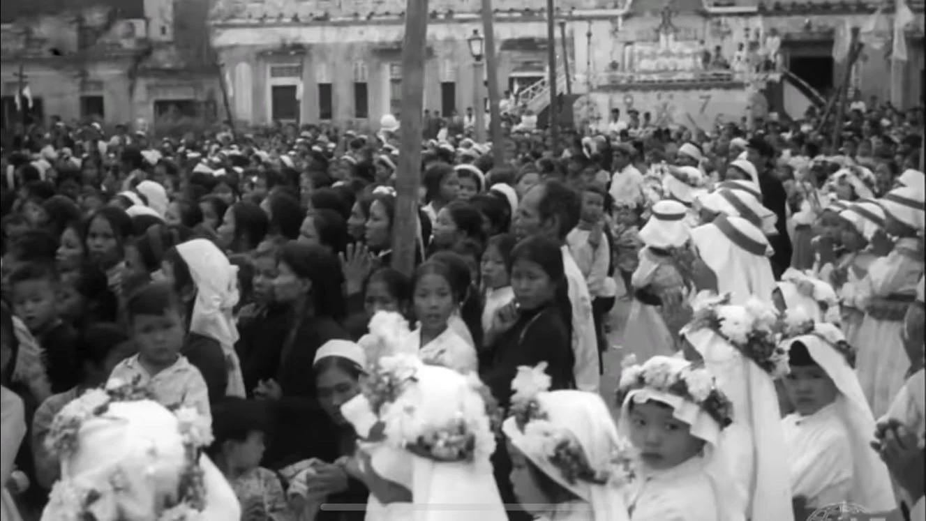 Ngày Lễ Thánh Tập Full