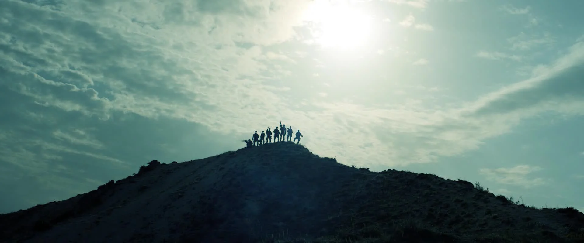 Ngọn Núi 3: Sự Khám Phá Nhiệm Màu Tập Full