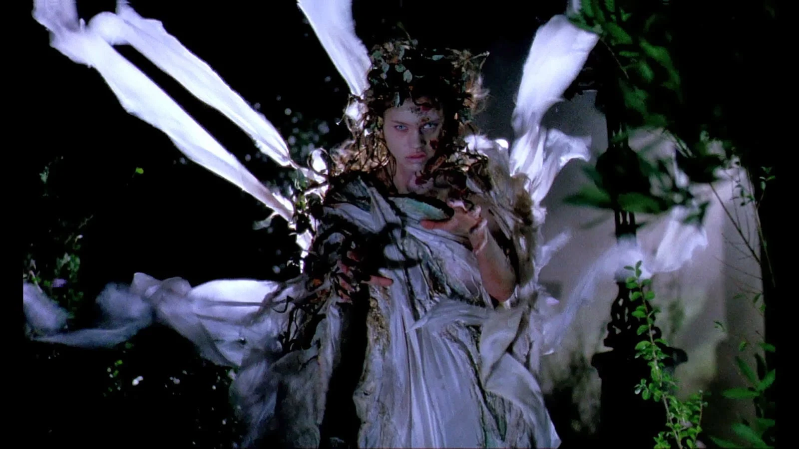 Người Gác Nghĩa Trang Tập Full