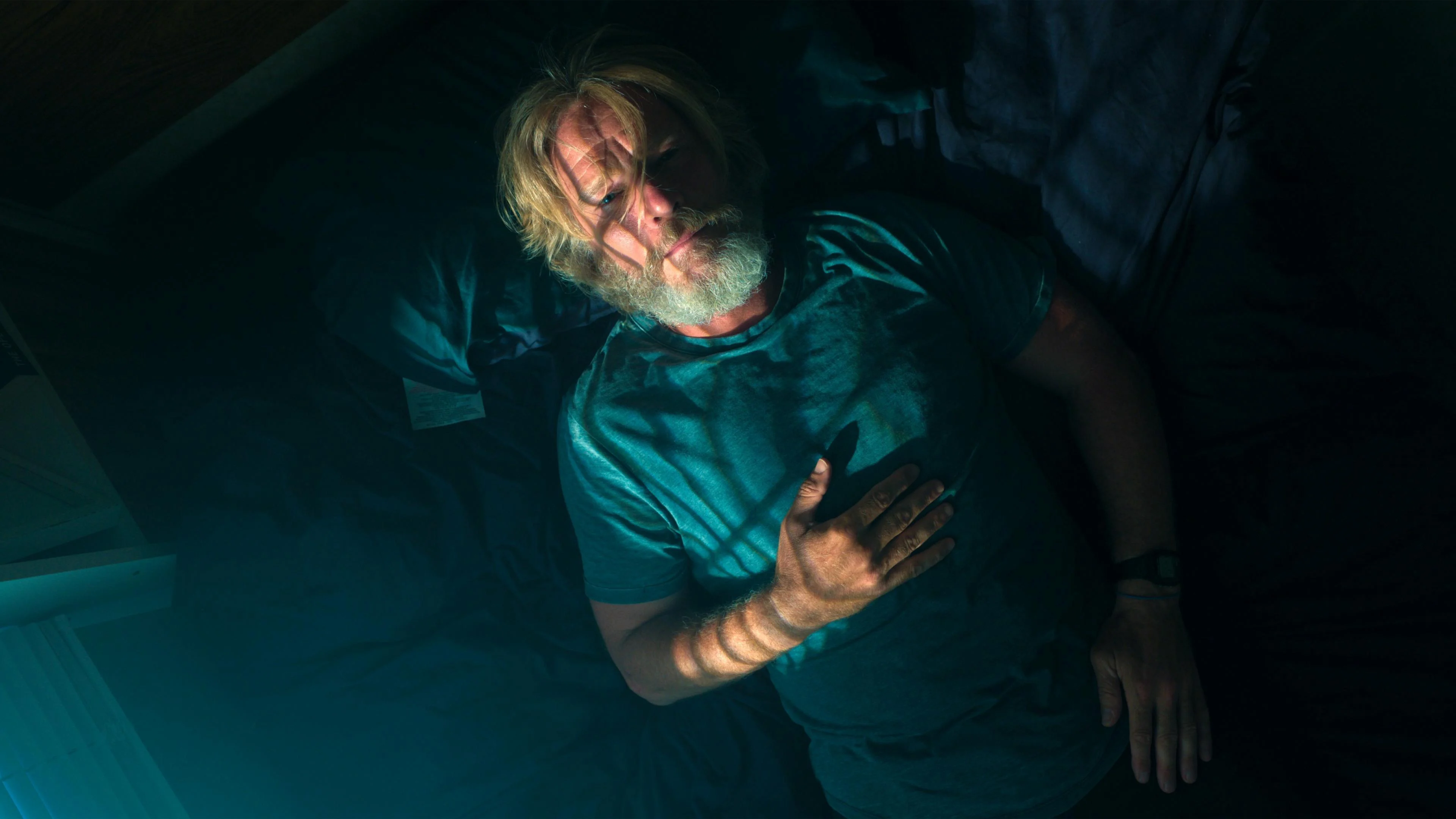 Người Lính Gục Ngã Tập Full