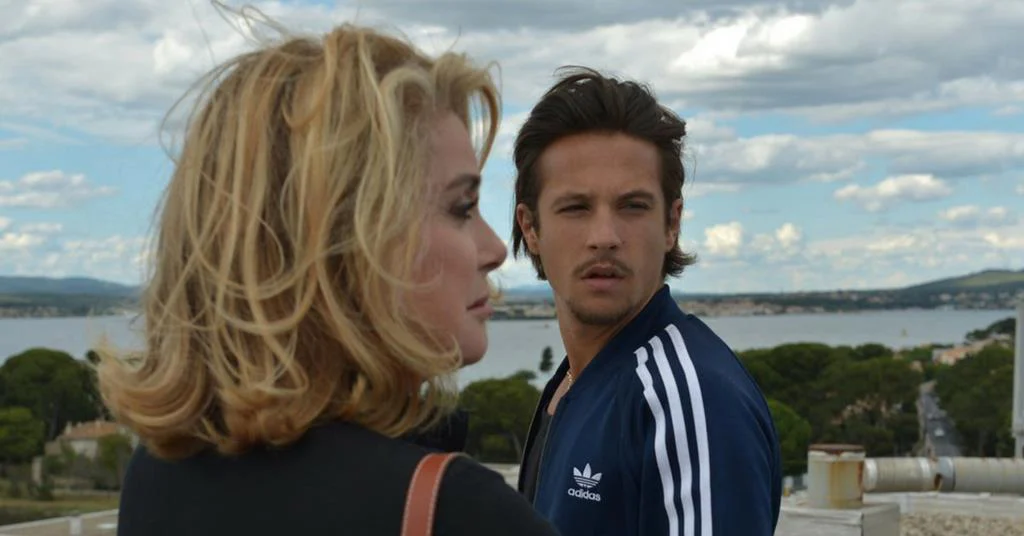 Những Điều Chia Cách Chúng Ta Tập Full