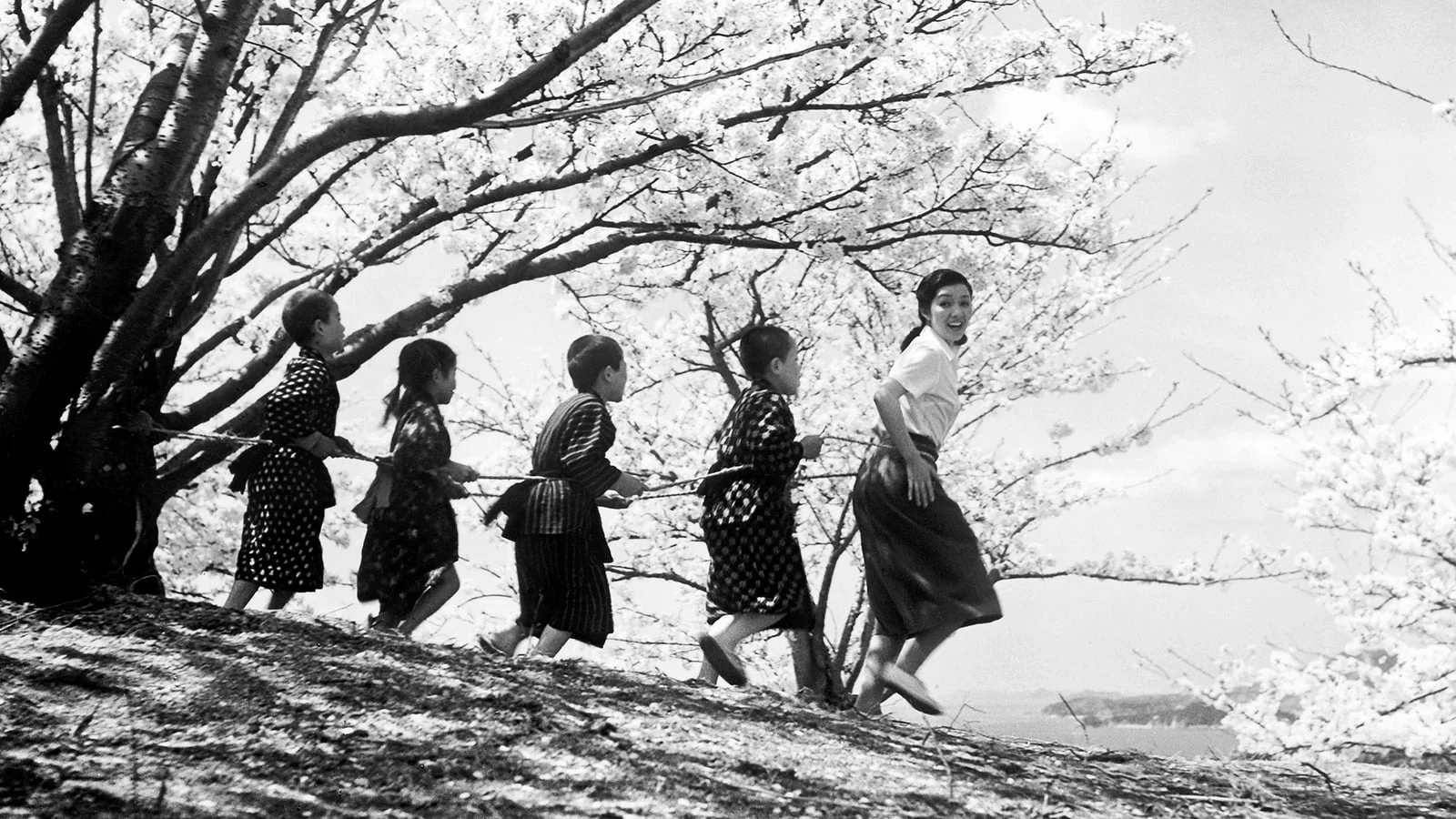 Những Đôi Mắt Ấy Tập Full