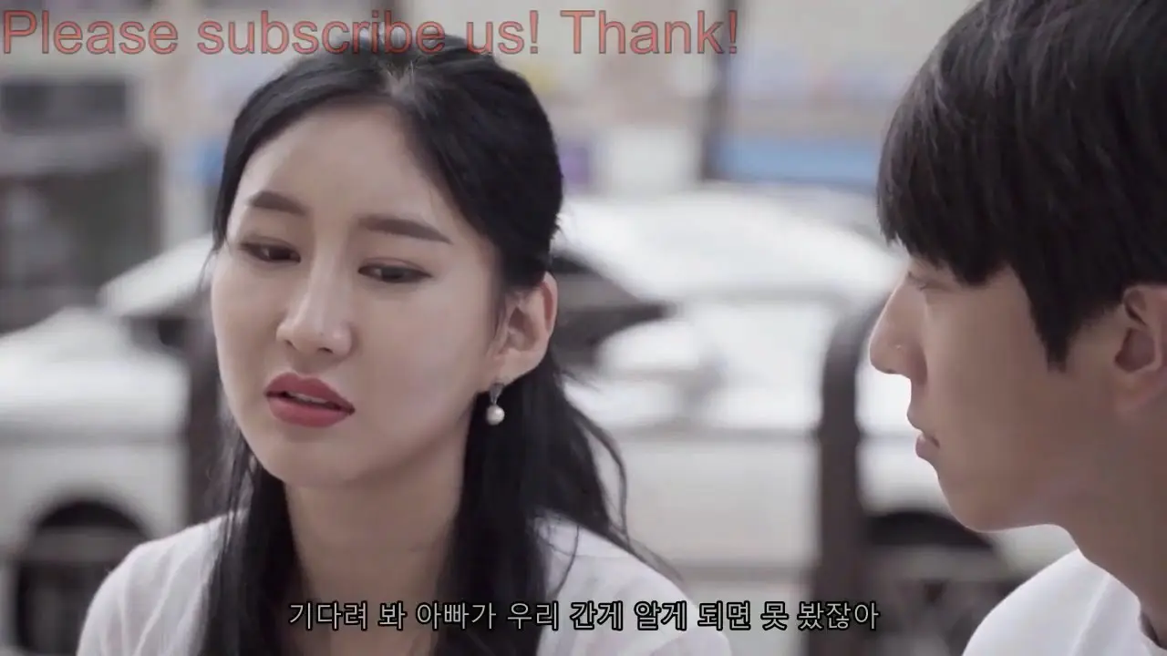 Nữ Thư Ký Chuyên Phục Vụ Sự Thoả Mãn Khách Hàng Tập Full