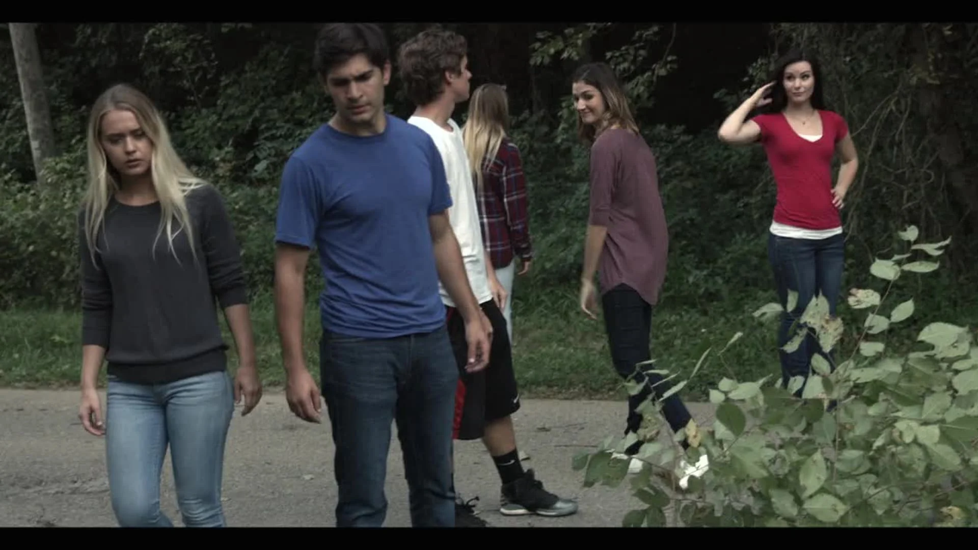 Quái Vật Khổng Lồ 18+ Tập Full