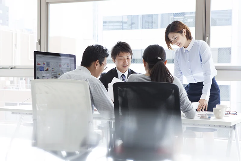 Quản lý sử dụng nhân viên nữ Tập Full