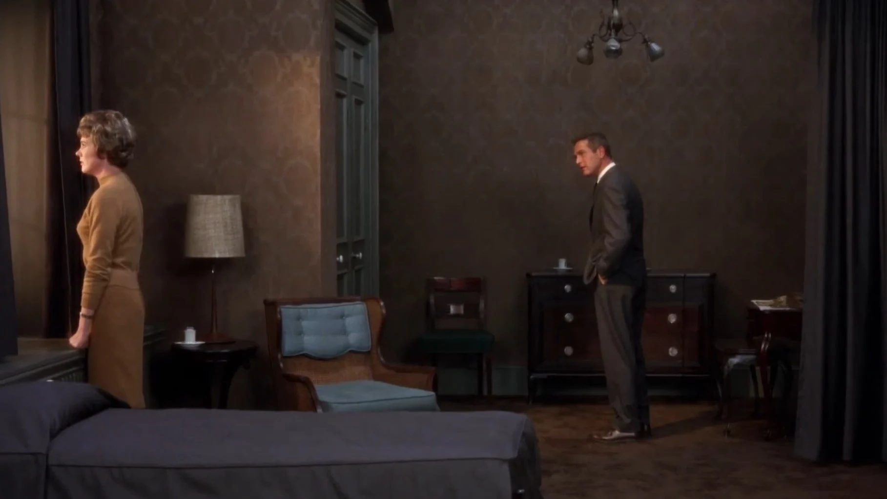 Rèm rách Tập Full