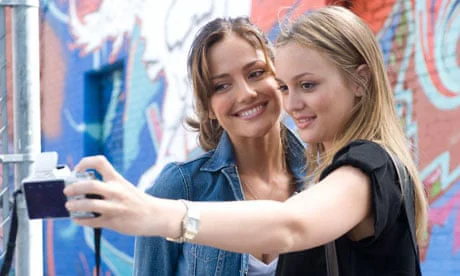 Sát thủ cùng phòng Tập Full