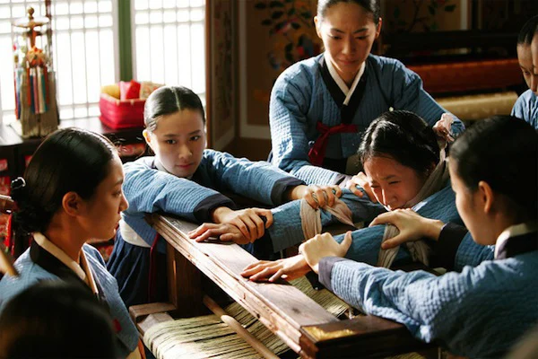 Shadows in the Palace Tập Full