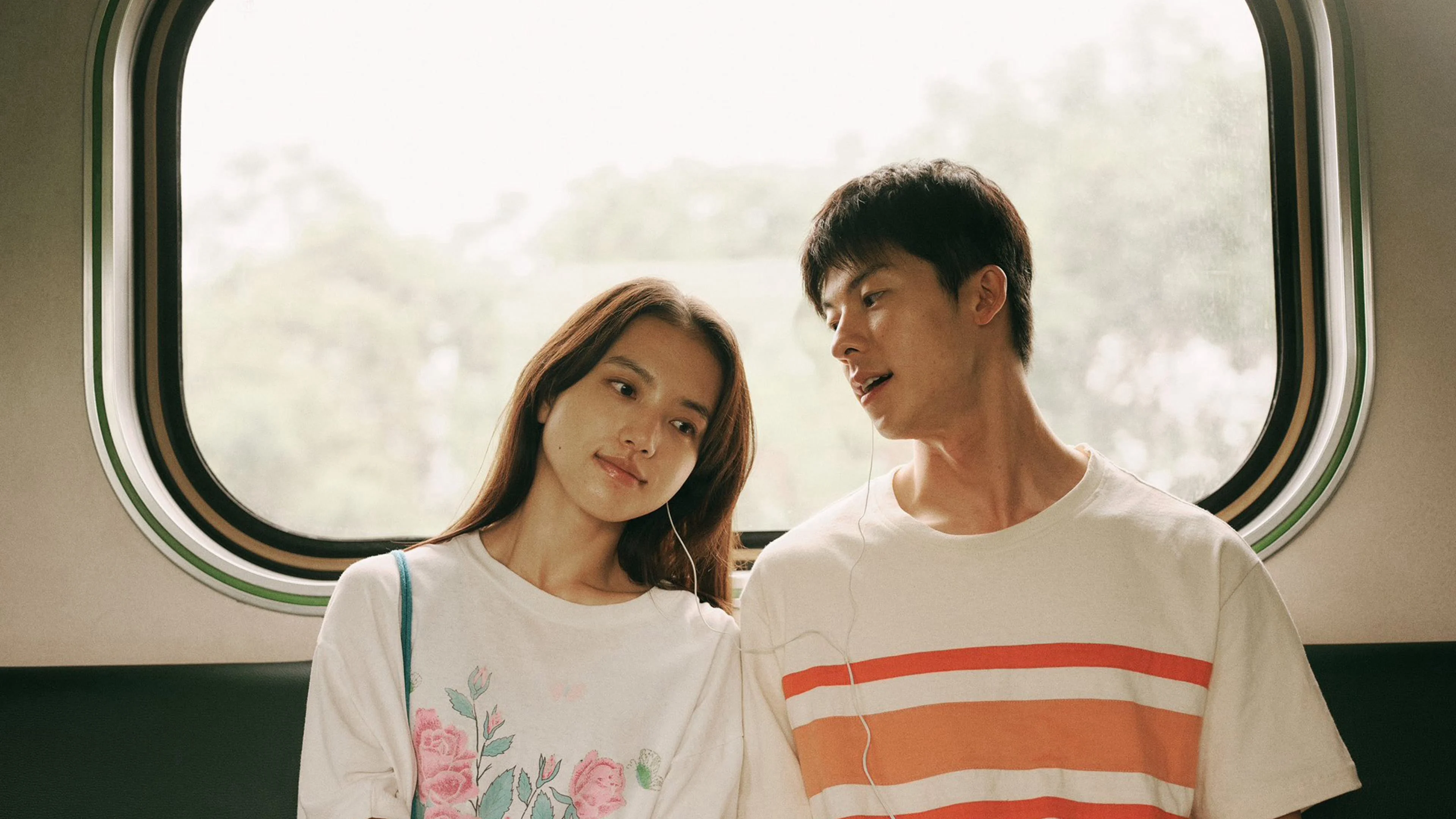 Thanh xuân 18×2: Lữ trình hướng về em Tập Full