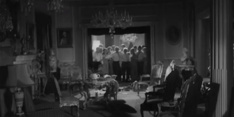 Thiên Thần Khỏa Thân Tập Full