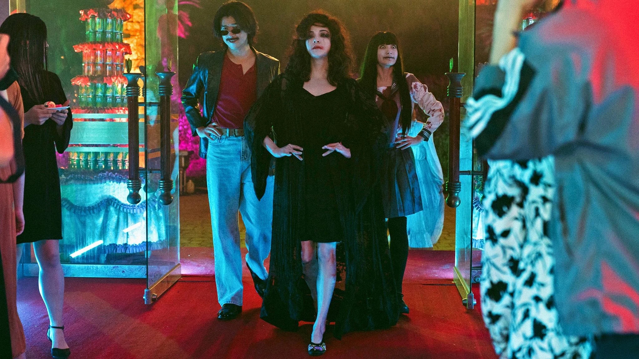 Tìm Kiếm Tài Năng Giường Ngủ Tập Full