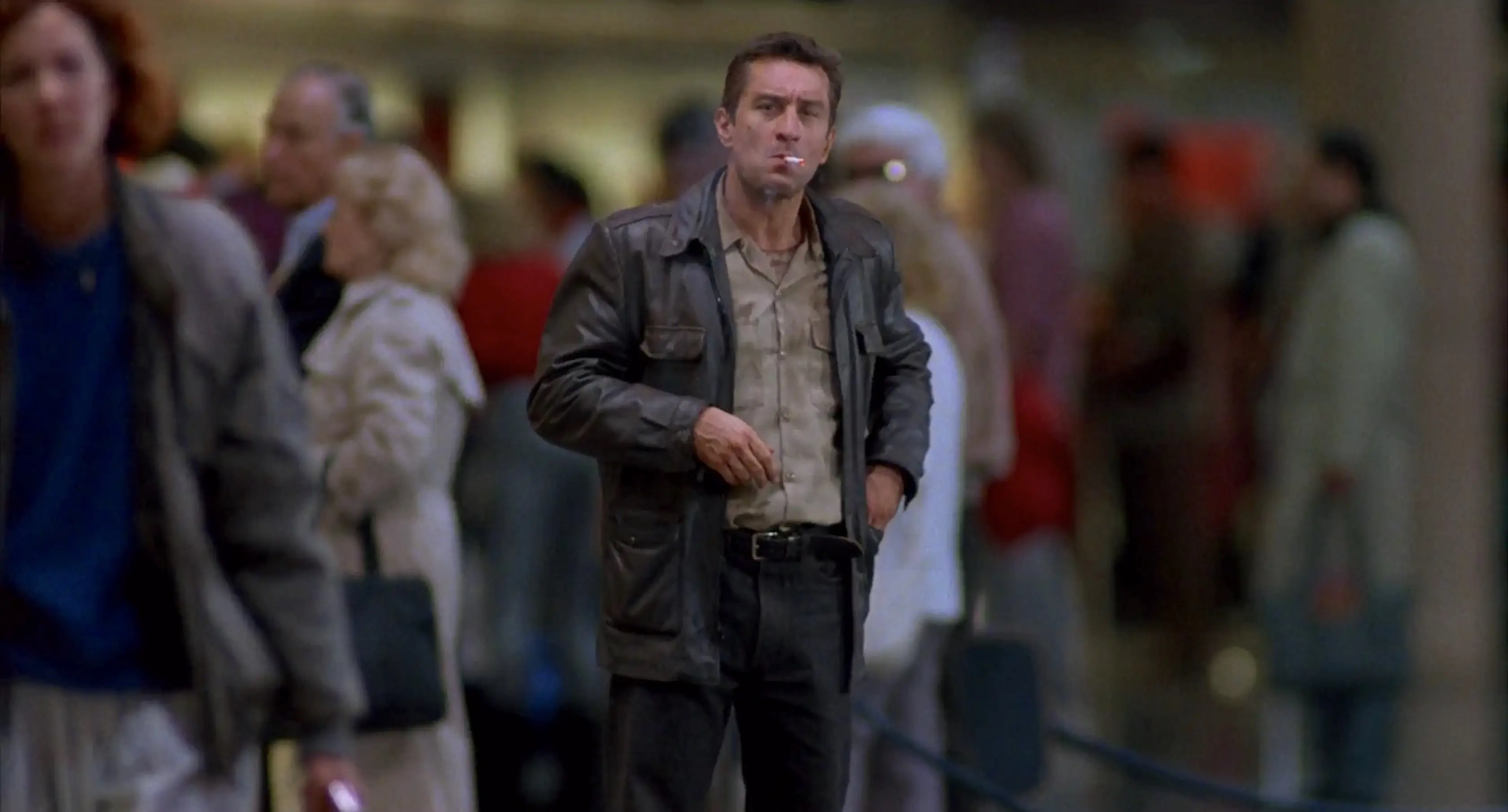 Trốn Chạy Khi Bóng Đêm Buông Xuống Tập Full