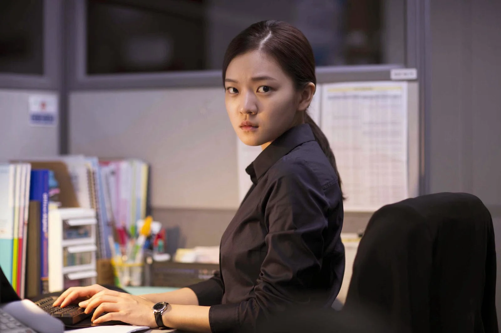 Văn Phòng Bí Ẩn Tập Full