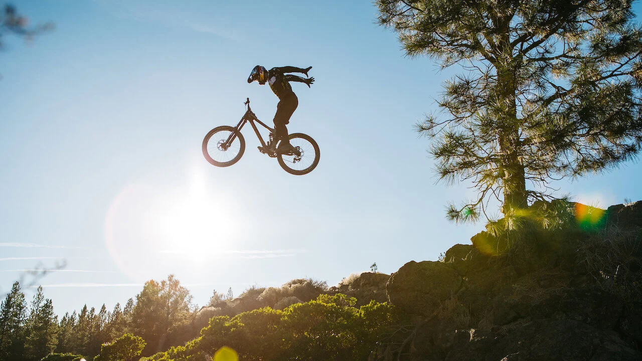 Xe đạp đồng hành Tập Full