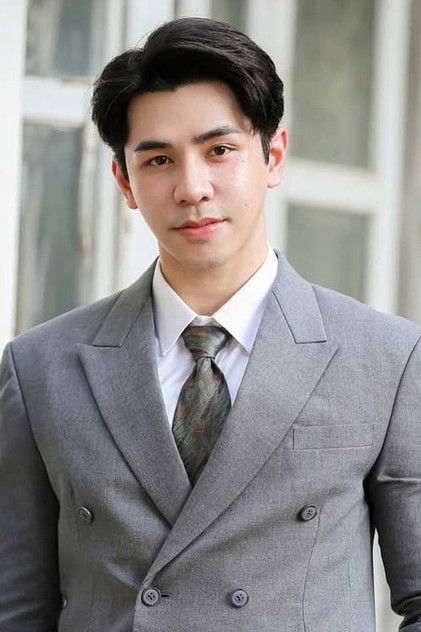 กิ๊ นิวัฒน์ นาคนวล