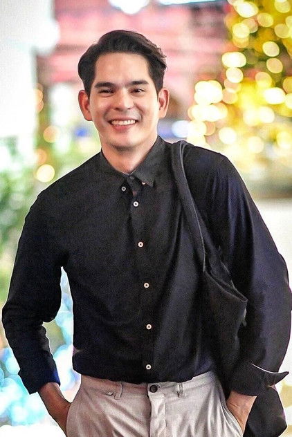 ศรุต วิจิตรานนท์